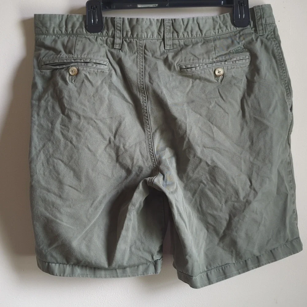 Southern Tide Olive Shorts